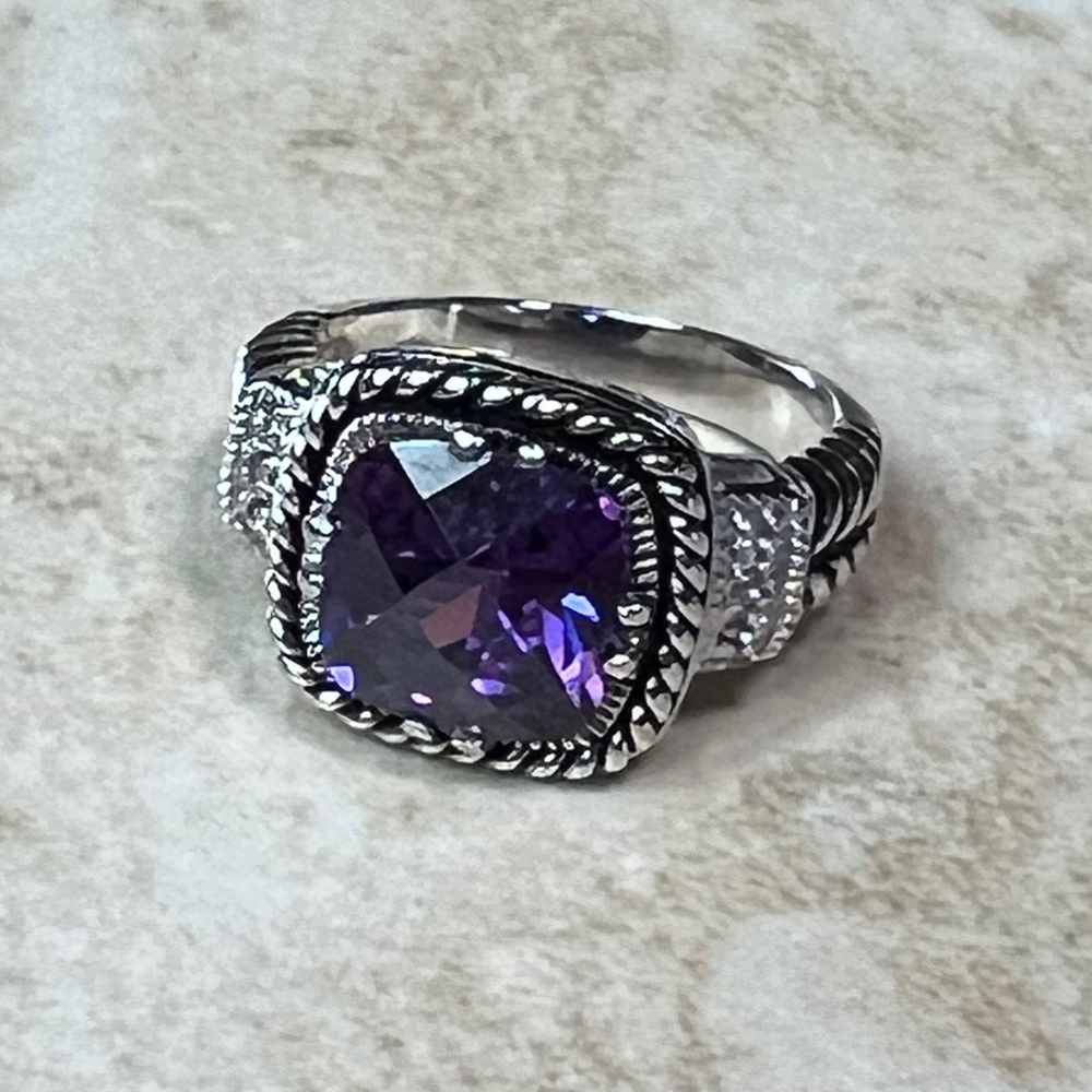 Lia Sophia ring